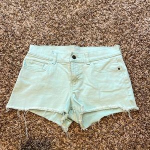 Old Navy mint shorts, size 4 reg boyfriend jean material